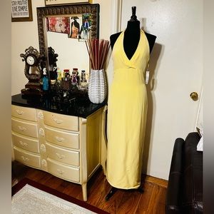NWT PAUL CORMACK NEW YORK BEAUTIFUL 😍 LIGHT YELLOW COLOR 100% SILK MAXI …